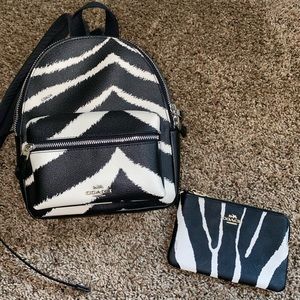 Coach mini Charlie zebra